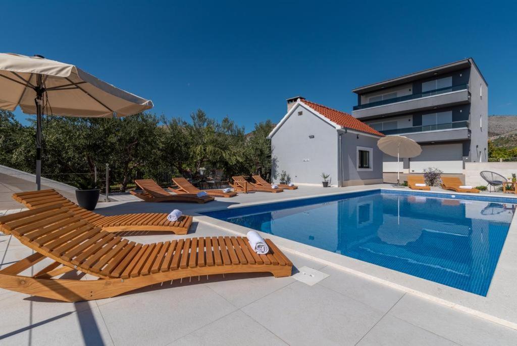 Villa Dalmata Traù Esterno foto