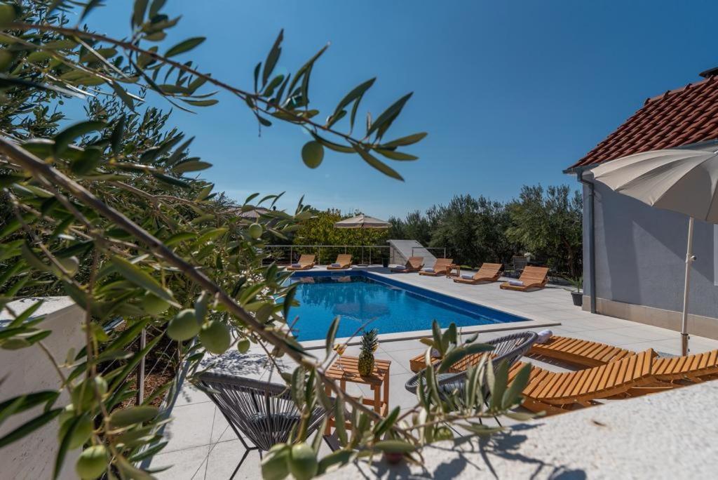 Villa Dalmata Traù Esterno foto