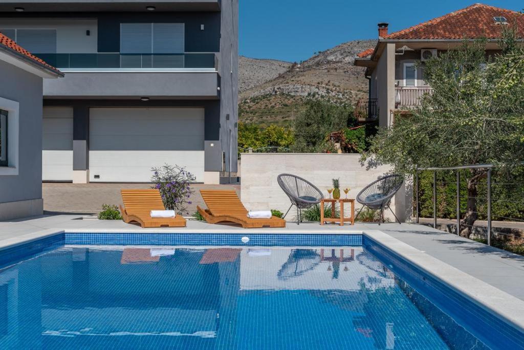 Villa Dalmata Traù Esterno foto
